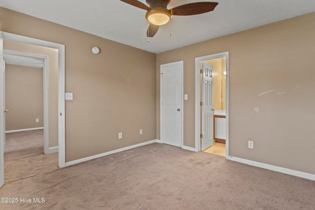 212 Winners Circle, Jacksonville, NC 28546