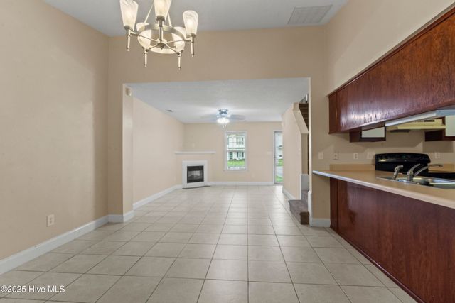 212 Winners Circle, Jacksonville, NC 28546