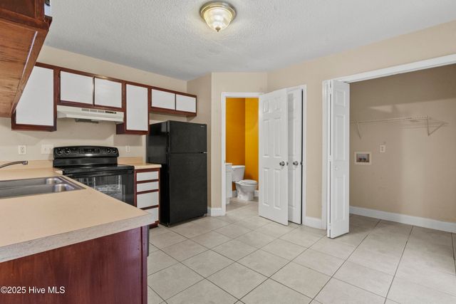 212 Winners Circle, Jacksonville, NC 28546