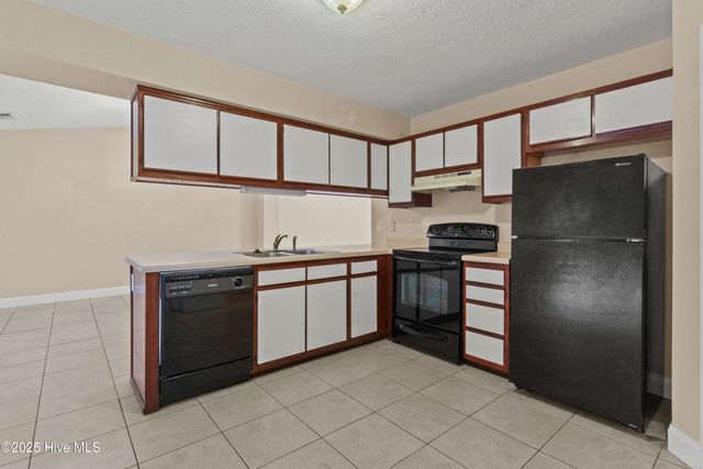 212 Winners Circle, Jacksonville, NC 28546