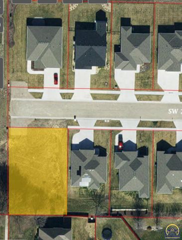 7733 SW 24th TER, Topeka, KS 66610