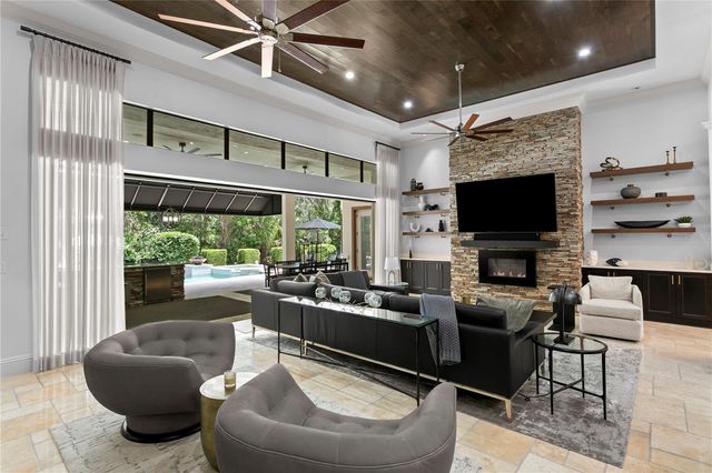 15306 FISHHAWK PRESERVE DRIVE, Lithia, FL 33547