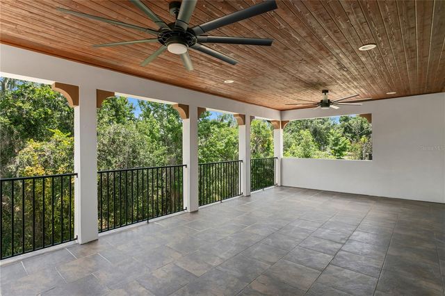 15306 FISHHAWK PRESERVE DRIVE, Lithia, FL 33547