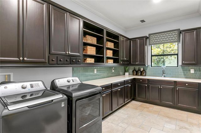 15306 FISHHAWK PRESERVE DRIVE, Lithia, FL 33547