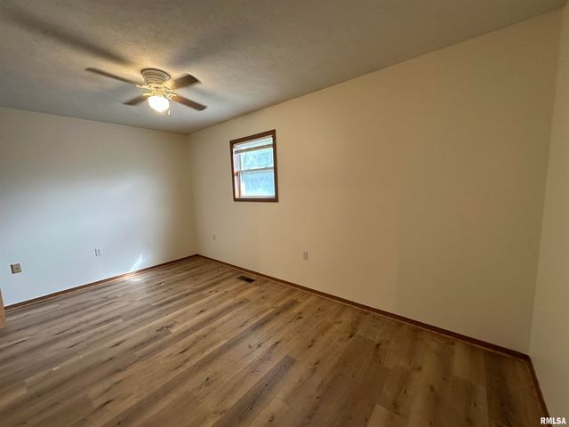 3456 Giant City Road, Makanda, IL 62958