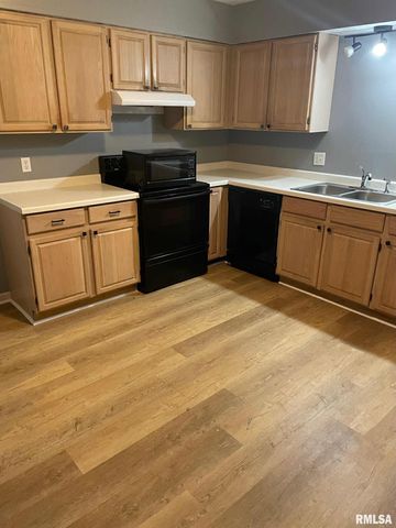 3456 Giant City Road, Makanda, IL 62958