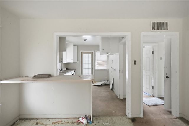 4002 Lamont St, Corpus Christi, TX 78411