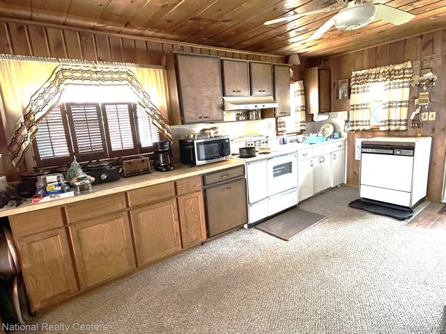 4951 Kokosing Road, Plainfield Township, MI 48739