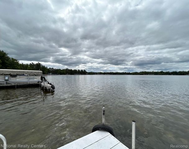 4951 Kokosing Road, Plainfield Township, MI 48739
