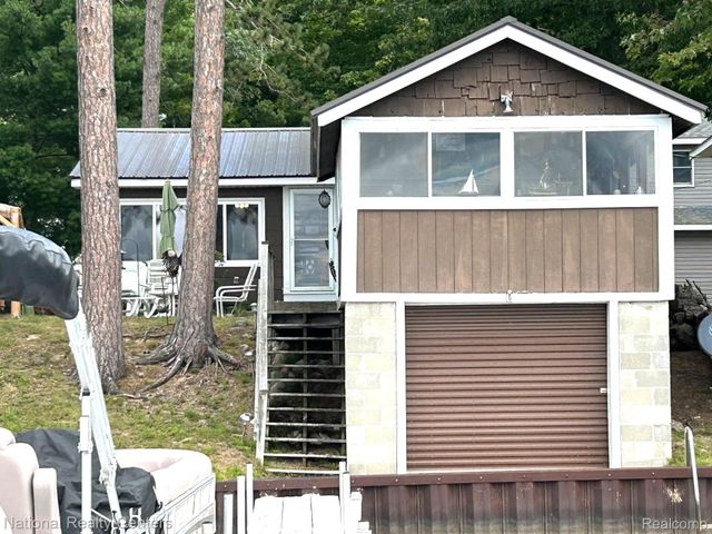 4951 Kokosing Road, Plainfield Township, MI 48739