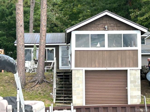 4951 Kokosing Road, Plainfield Township, MI 48739
