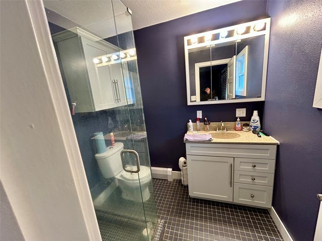 310 S. 8th Street, Chariton, IA 50049