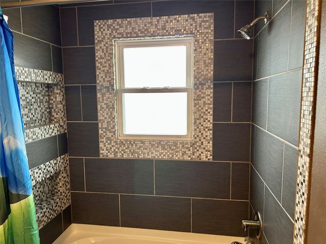 310 S. 8th Street, Chariton, IA 50049
