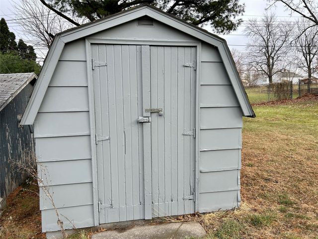 310 S. 8th Street, Chariton, IA 50049
