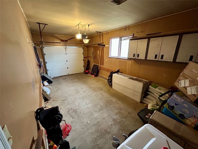 310 S. 8th Street, Chariton, IA 50049