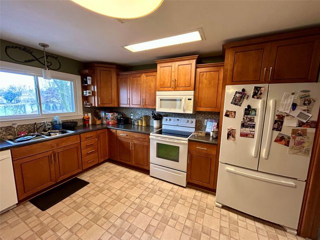 310 S. 8th Street, Chariton, IA 50049