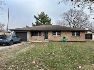 310 S. 8th Street, Chariton, IA 50049