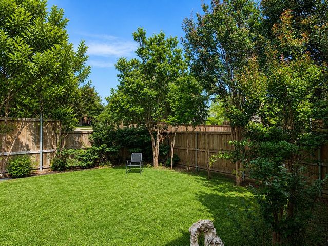 5840 Coral Ridge Court, Frisco, TX 75036