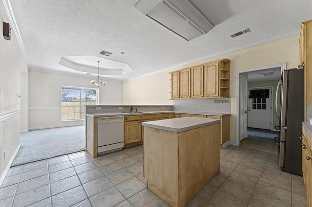 400 Homeyer Mountain Road, Burton, TX 77835