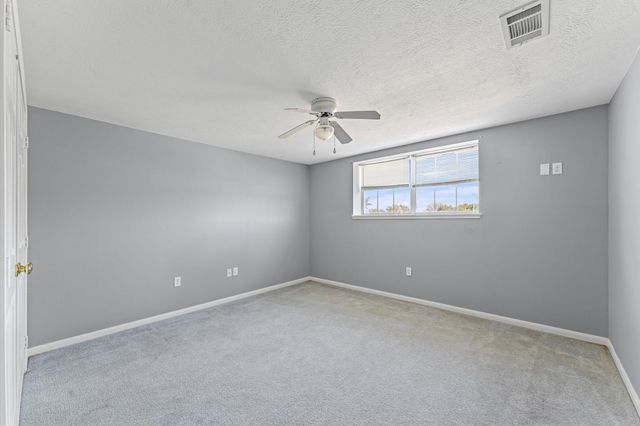 400 Homeyer Mountain Road, Burton, TX 77835