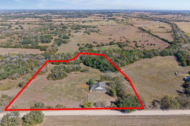 400 Homeyer Mountain Road, Burton, TX 77835