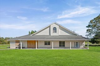 400 Homeyer Mountain Road, Burton, TX 77835