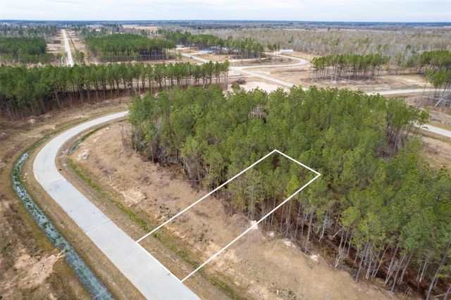 563 Road 5892, Cleveland, TX 77327