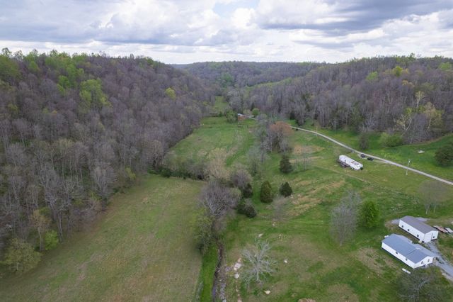 109 Creek Bend Ln, Manchester, TN 37355