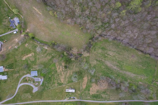 109 Creek Bend Ln, Manchester, TN 37355