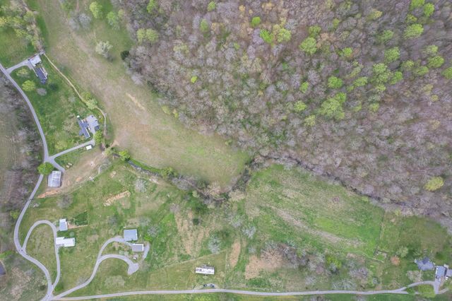 109 Creek Bend Ln, Manchester, TN 37355