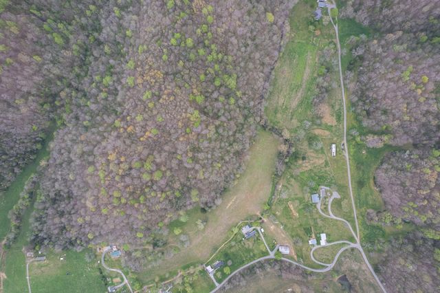 109 Creek Bend Ln, Manchester, TN 37355