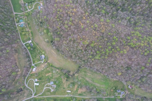 109 Creek Bend Ln, Manchester, TN 37355