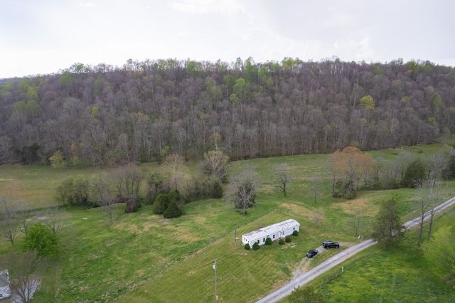 109 Creek Bend Ln, Manchester, TN 37355
