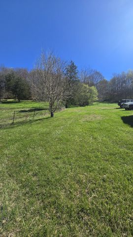 109 Creek Bend Ln, Manchester, TN 37355