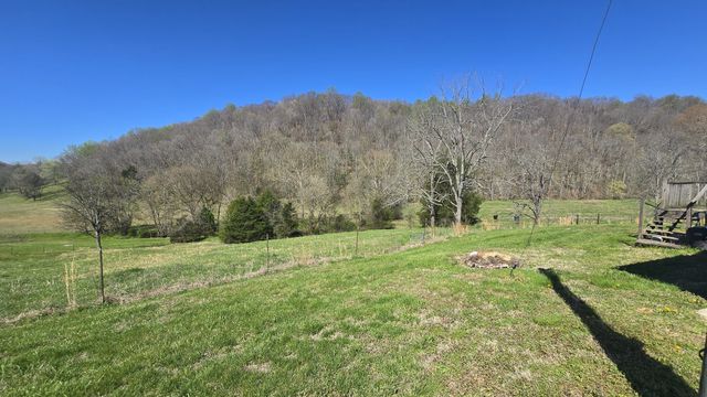 109 Creek Bend Ln, Manchester, TN 37355
