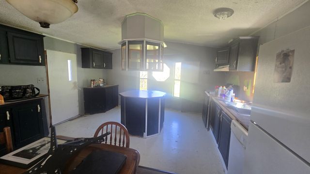 109 Creek Bend Ln, Manchester, TN 37355