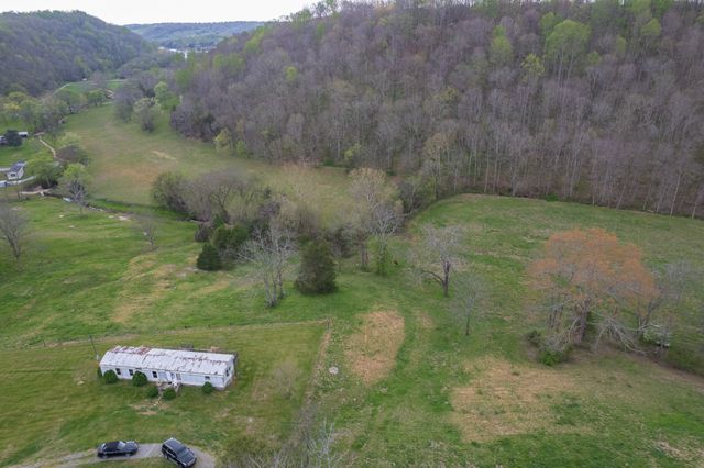 109 Creek Bend Ln, Manchester, TN 37355