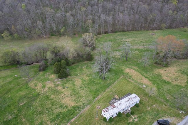 109 Creek Bend Ln, Manchester, TN 37355