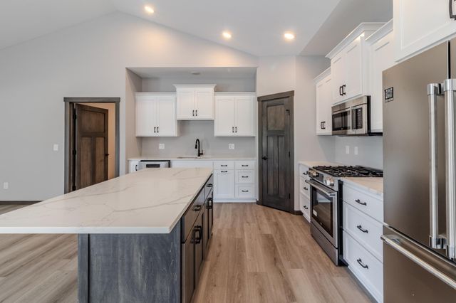 13860 Birdie Lane SE, Becker, MN 55308