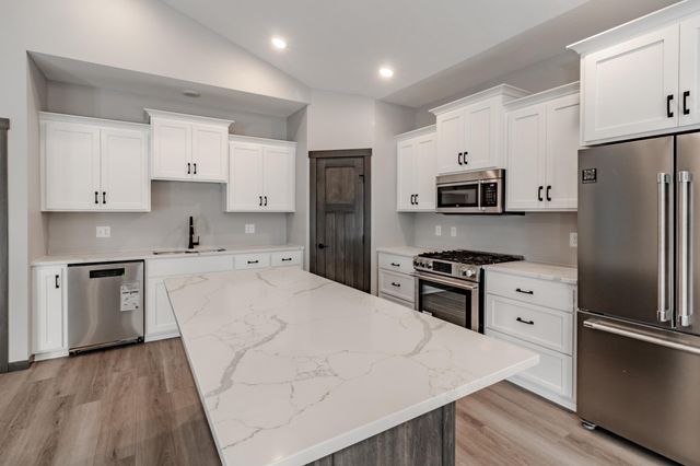 13860 Birdie Lane SE, Becker, MN 55308