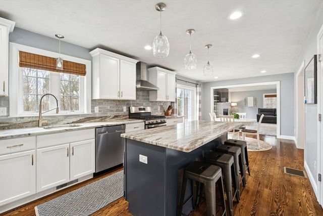 93 Glenwood Pl Ext, Rutland, MA 01543