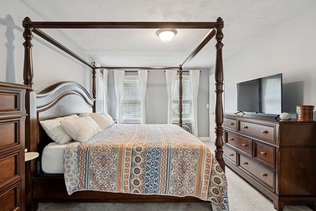 93 Glenwood Pl Ext, Rutland, MA 01543