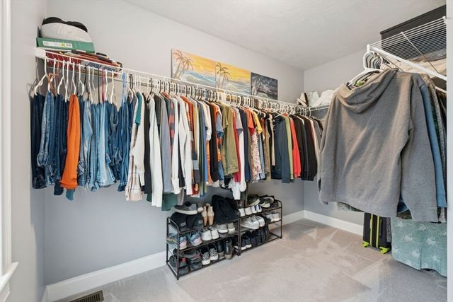 93 Glenwood Pl Ext, Rutland, MA 01543