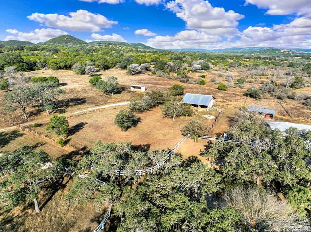 16103 State Highway 16 N, Medina, TX 78055