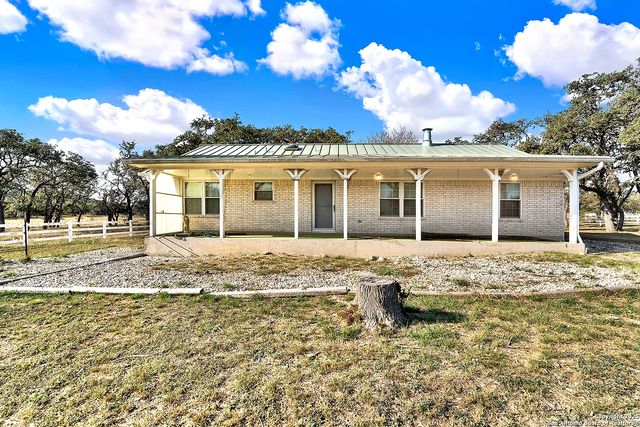 16103 State Highway 16 N, Medina, TX 78055