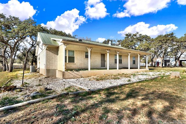 16103 State Highway 16 N, Medina, TX 78055