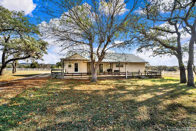 16103 State Highway 16 N, Medina, TX 78055