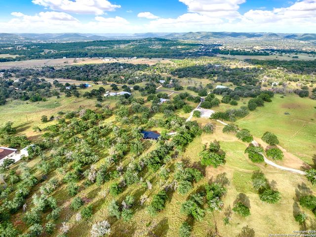 16103 State Highway 16 N, Medina, TX 78055