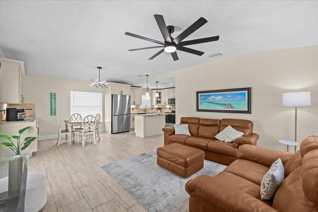 7318 S KISSIMMEE STREET, Tampa, FL 33616