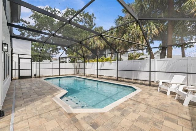 7318 S KISSIMMEE STREET, Tampa, FL 33616